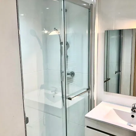Apartment La Rocaille Du Chateau Greoux-les-Bains